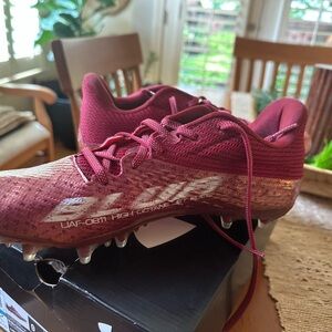 Men’s Under Armor Blur Smoke Cleats. Size 9